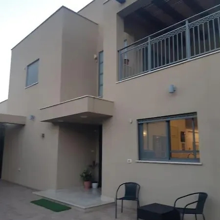 Adorable 3 Bedroom Brenner 