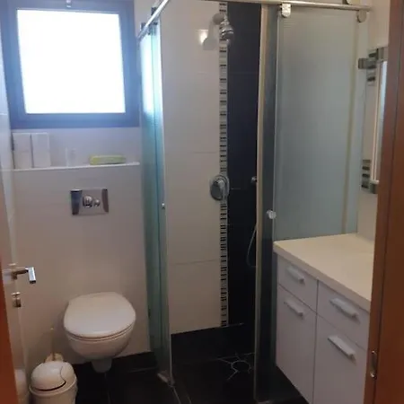 Adorable 3 Bedroom Brenner 